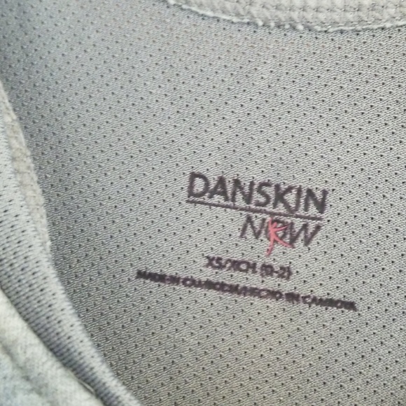 Danskin sport tank w/ built in bra.  Size XS - Picture 3 of 3